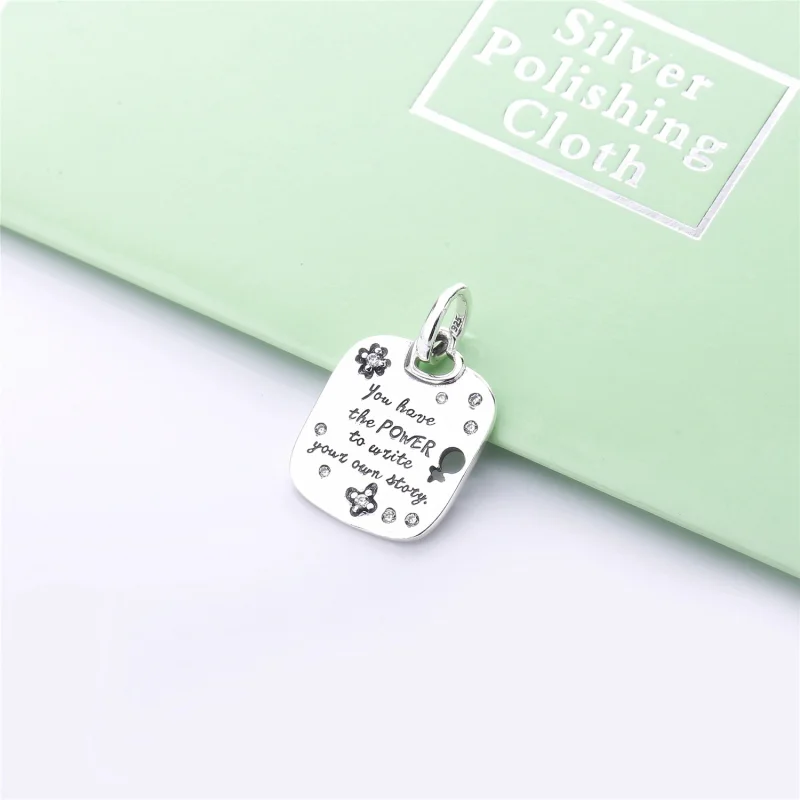 (obrázek pro) Přívěsek PANDORA Ženské zmocnění motto - 397916CZ - Zobrazit 3