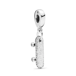 (obrázek pro) Visací Přívěsek PANDORA Buďte zdarma Skateboard - 797206CZ