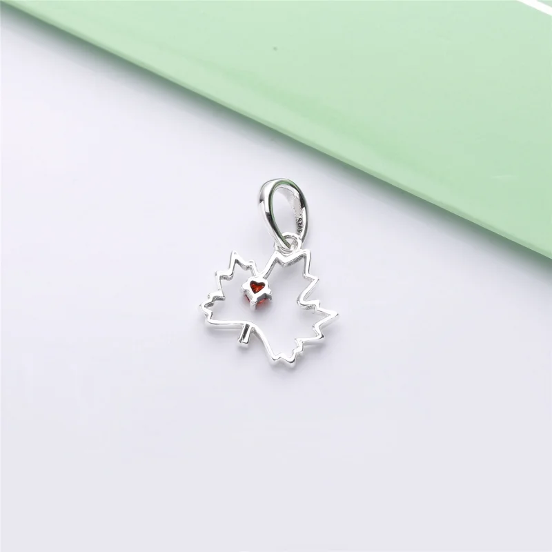 (obrázek pro) Přívěsek PANDORA Symbol Kanady - 398026CZR-45 - Zobrazit 3