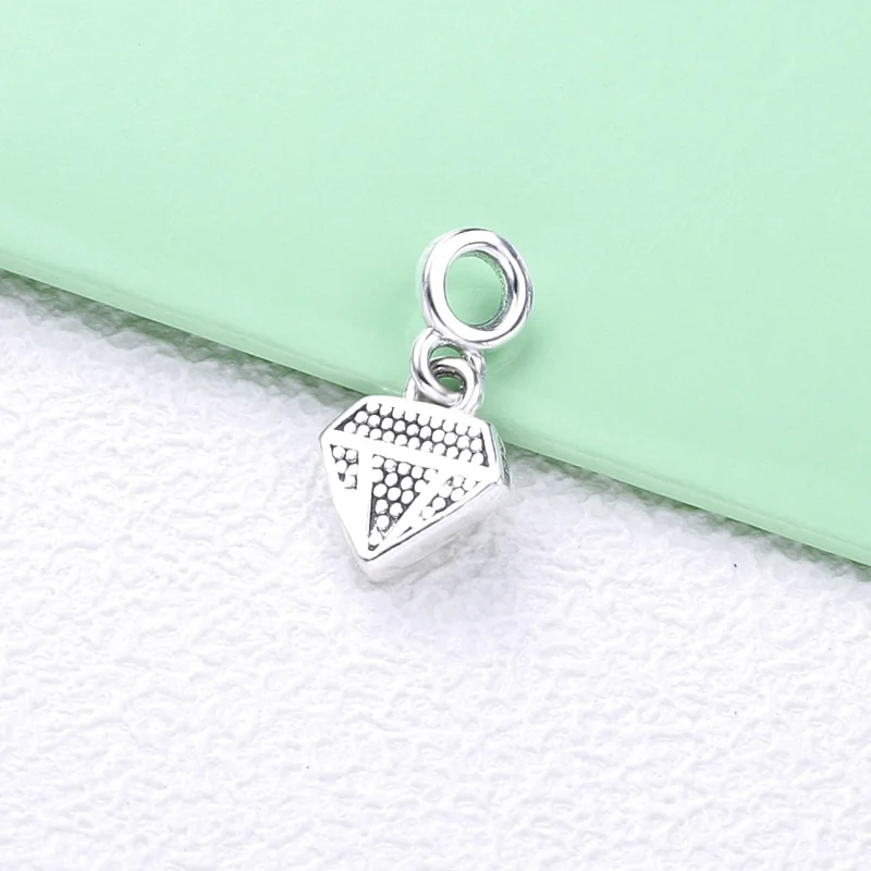 (obrázek pro) Visací přívěsek PANDORA Můj zářivý diamant - 798368CZ - Zobrazit 3