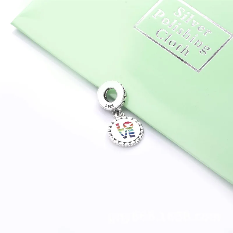 (obrázek pro) PANDORA Disney, Mickey Mouse Duhový Závěsný Přívěšek - P400036052279 - Zobrazit 3