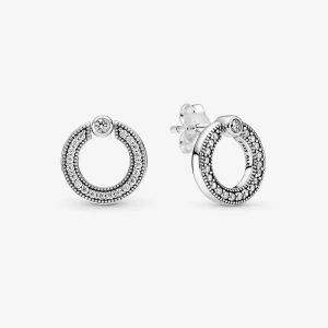 (obrázek pro) PANDORA Oboustranné peckové náušnice Kroužek s pavé a logem - 299486C01