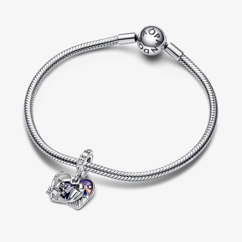 (obrázek pro) PANDORA Disney Pixar Wall-E & Eve závěs svítící v temnotě - 792518C01 - Zobrazit 3