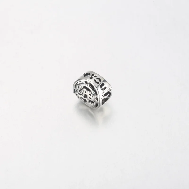 (obrázek pro) PANDORA Maminka Hrdinka Charm se otevřeným vzorem - 792644C00 - Zobrazit 6