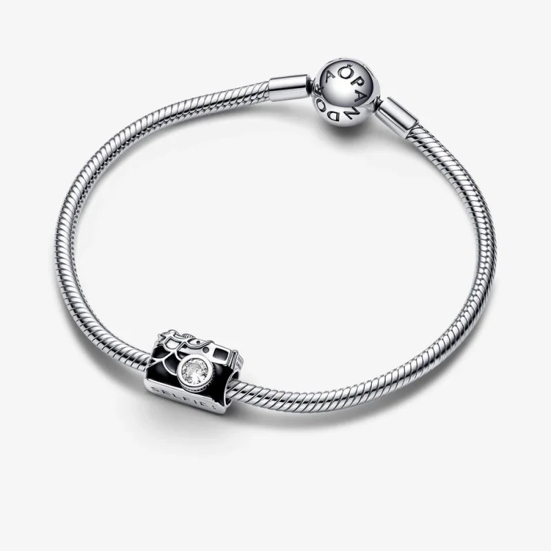 (obrázek pro) PANDORA Marvel Spider-Man Kamera Selfie Charm - 792352C01 - Zobrazit 4