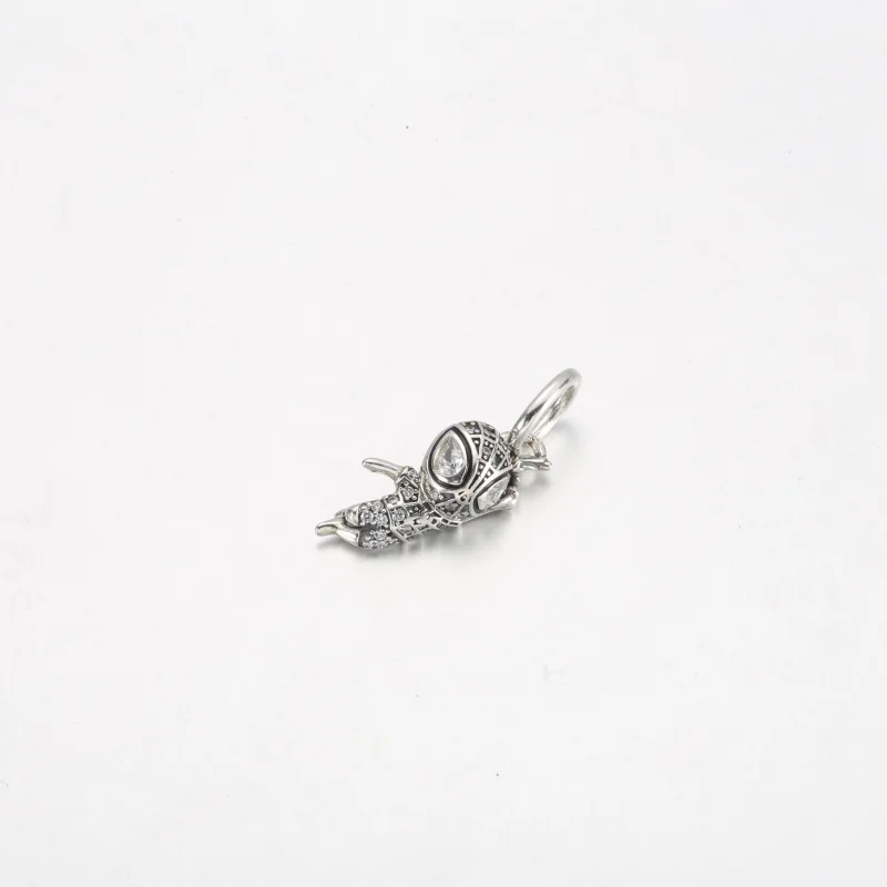 (obrázek pro) PANDORA Marvel Spider-Man Pavé přívěsek - 392353C01 - Zobrazit 5