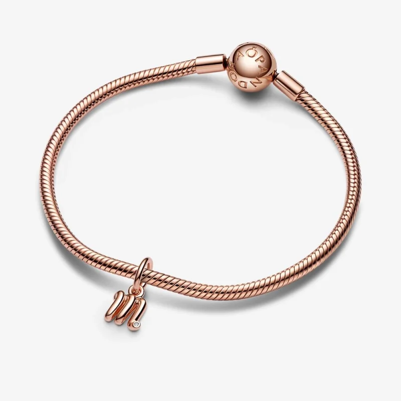 (obrázek pro) PANDORA Písmeno M Script Abecední Dangle Charm - 782474C01 - Zobrazit 4