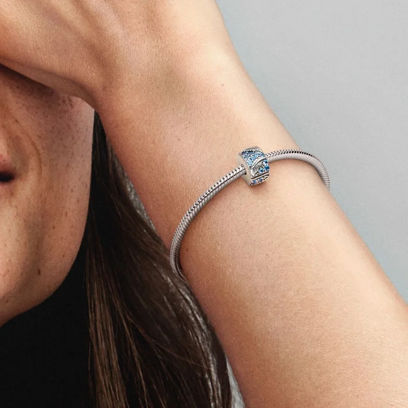 (obrázek pro) PANDORA Zakřivený pera a Pavé Clip Charm - 792552C01 - Zobrazit 3