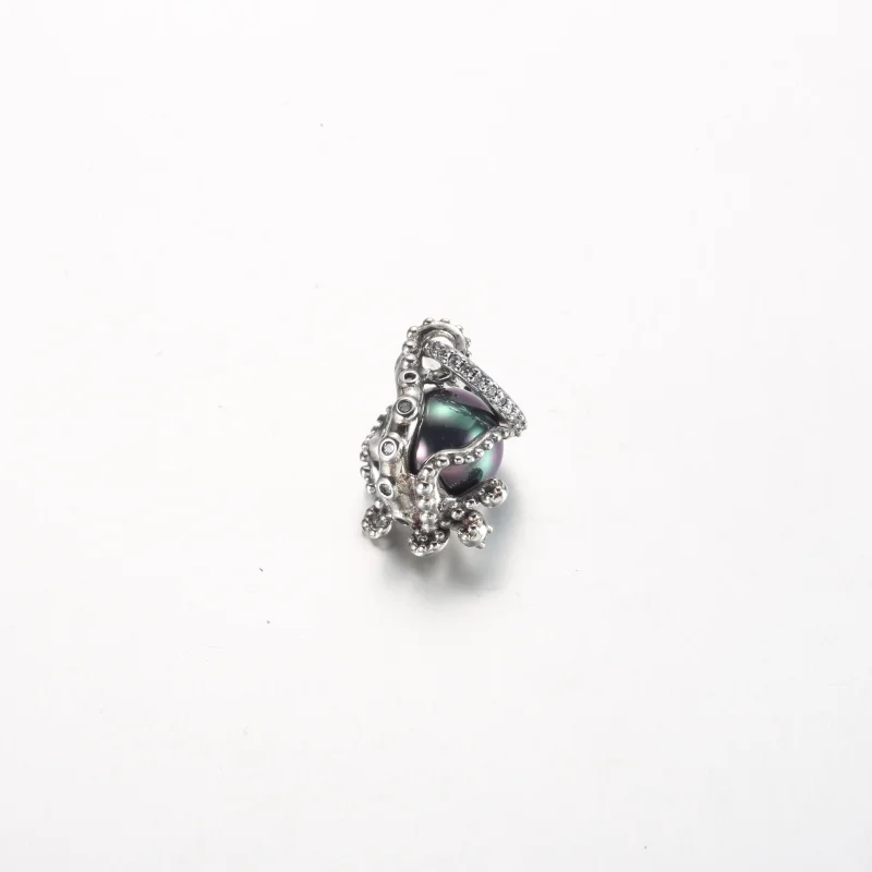 (obrázek pro) Pandora Disney Ursula Dangle Charm - 792684C01 z drobným motivem Malé mořské víl - Zobrazit 3
