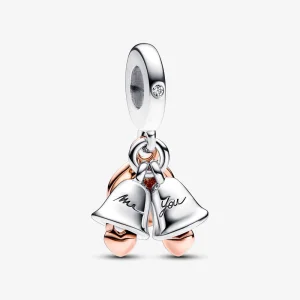 (obrázek pro) Pandora Dvojbarvité Svatební Zvony Double Dangle Charm - 782592C01
