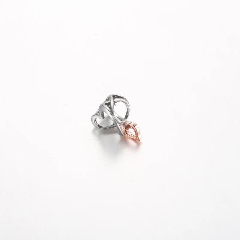 (obrázek pro) Pandora Dvoubarevný Charm s otevřeným vzorem nekonečného srdce - 782642C00 - Zobrazit 3
