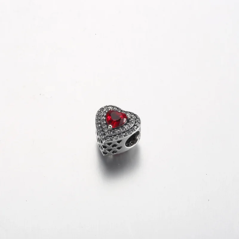 (obrázek pro) Pandora Zářivý charm s vyrovnáným srdcem - 799218C02 - Zobrazit 2