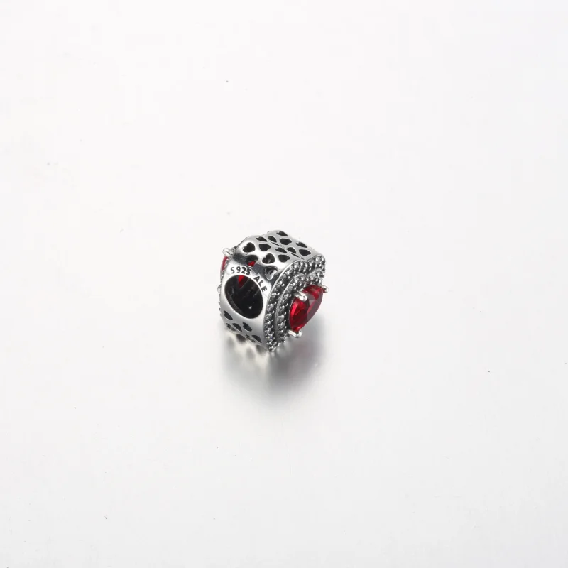 (obrázek pro) Pandora Zářivý charm s vyrovnáným srdcem - 799218C02 - Zobrazit 4