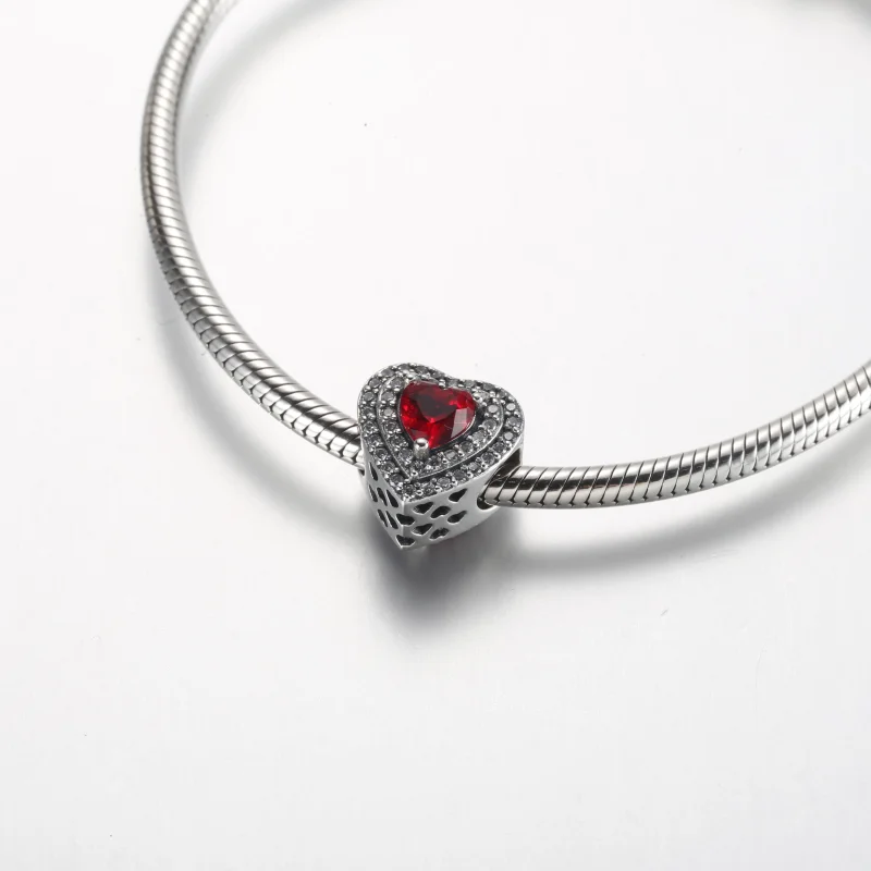 (obrázek pro) Pandora Zářivý charm s vyrovnáným srdcem - 799218C02 - Zobrazit 5