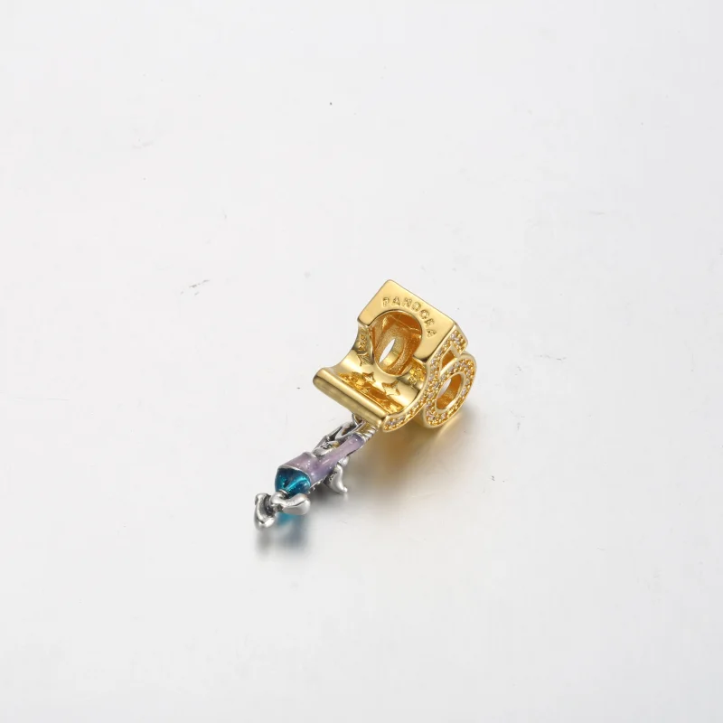 (obrázek pro) Pandora Disney Parks Mickey Mouse k 50. výročí Dangle Charm – 769597C01 - Zobrazit 4