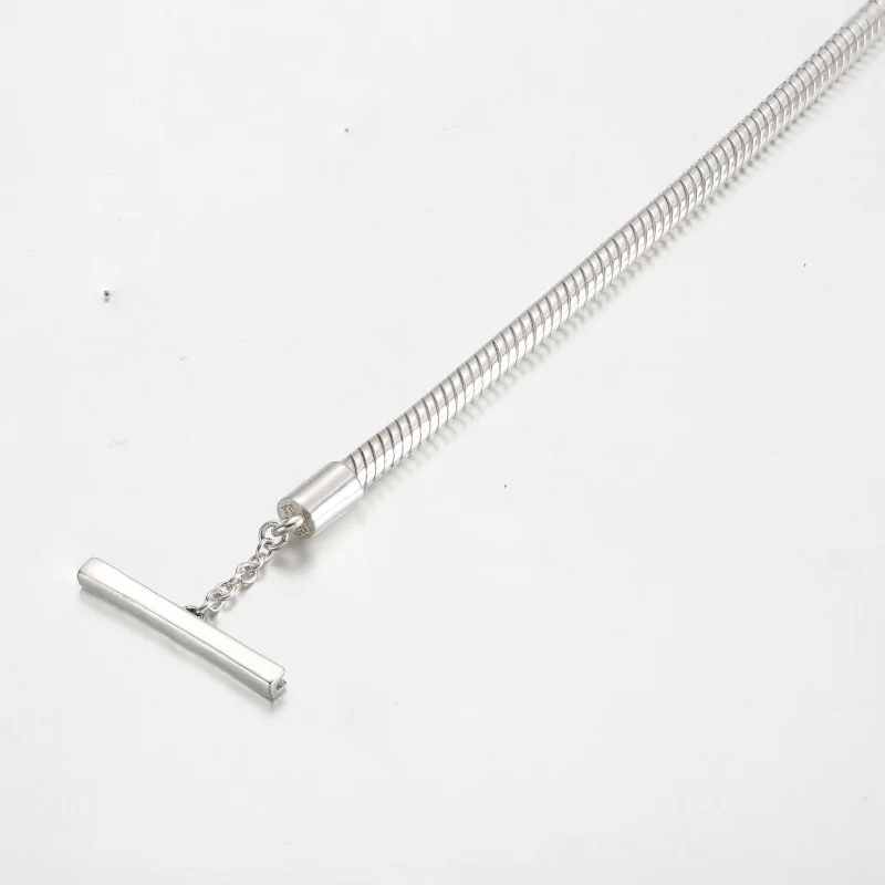 (obrázek pro) Pandora Moments Dvoubarevný náramek s logem T-Bar Snake Chain - 582309C00 - Zobrazit 5