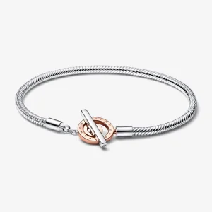(obrázek pro) Pandora Moments Dvoubarevný náramek s logem T-Bar Snake Chain - 582309C00