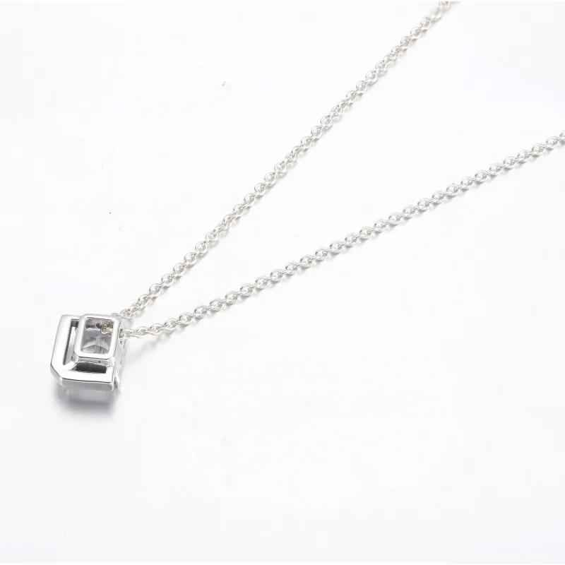 (obrázek pro) Pandora obdélníkový třpytivý náhrdelník Halo Collier - 392388C01 - Zobrazit 3