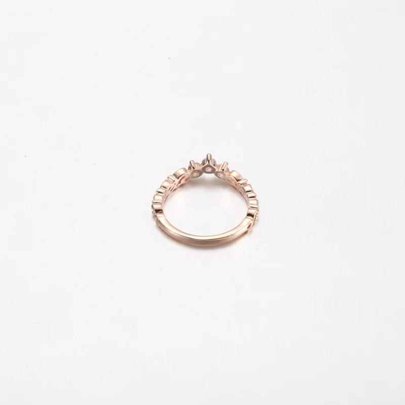 (obrázek pro) Pandora Regal Swirl Tiara Prsten - 182232C01 - Zobrazit 4