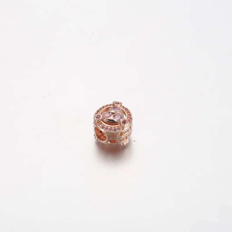 (obrázek pro) Pandora Reveal Your Love Sparkling Hearts Button Charm - 780796C02 - Zobrazit 3