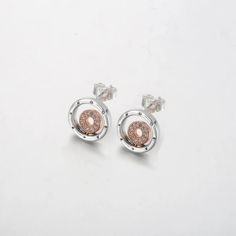 (obrázek pro) Pandora Signature dvoubarevné logo kruhové náušnice - 282314C01 - Zobrazit 2