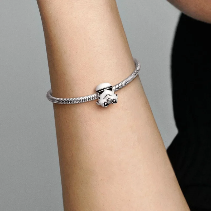 (obrázek pro) Přívěsek na přilbu Pandora Star Wars™ Stormtrooper™ - 791454C01 - Zobrazit 6