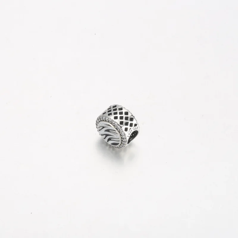 (obrázek pro) Stříbrný přívěsek s potiskem Pandora Zebra - 792016CZ_E025 - Zobrazit 4
