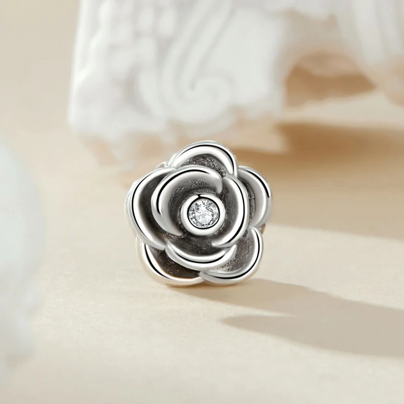 (obrázek pro) PANDORA Style Rose Trojrozměrné kouzlo - SCC2705 - Zobrazit 2