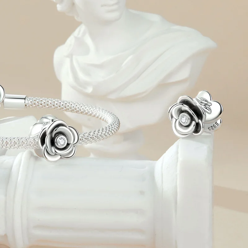 (obrázek pro) PANDORA Style Rose Trojrozměrné kouzlo - SCC2705 - Zobrazit 4