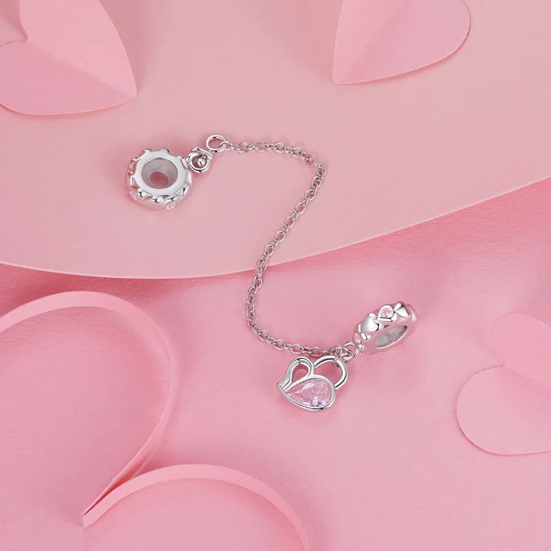 (obrázek pro) Bezpečnostní řetízek PANDORA Style Lover Heart Lock - BSC975 - Zobrazit 2