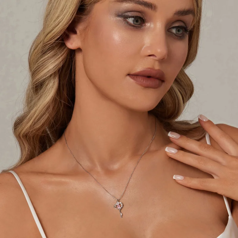 (obrázek pro) Náhrdelník na klíče ve stylu Butterfly Vine Heart PANDORA - SCN518 - Zobrazit 6