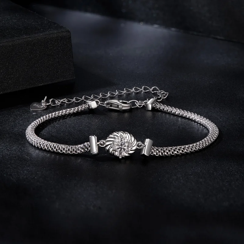 (obrázek pro) PANDORA Styl Moissanite Braided Sterling Silver náramek (jeden certifikát) - MSB - Zobrazit 3
