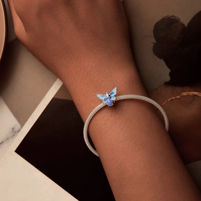(obrázek pro) PANDORA Style Luminous Blue Bee Charm - SCC2734 - Zobrazit 2
