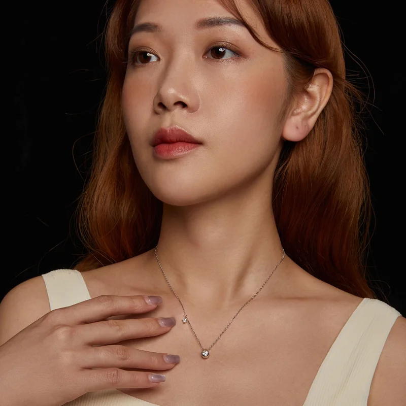 (obrázek pro) PANDORA Style 0,5ct moissanitový kapkový náhrdelník (s jedním certifikátem) - MS - Zobrazit 9