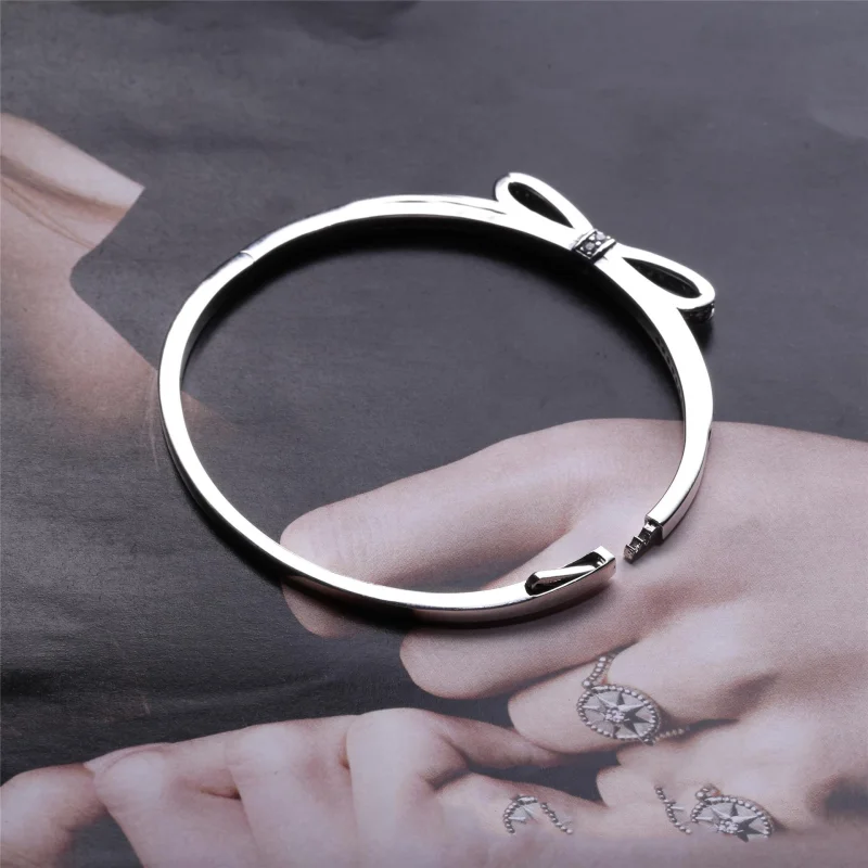 (obrázek pro) Náramek Třpytivá mašle - 590536CZ PANDORA - Zobrazit 4