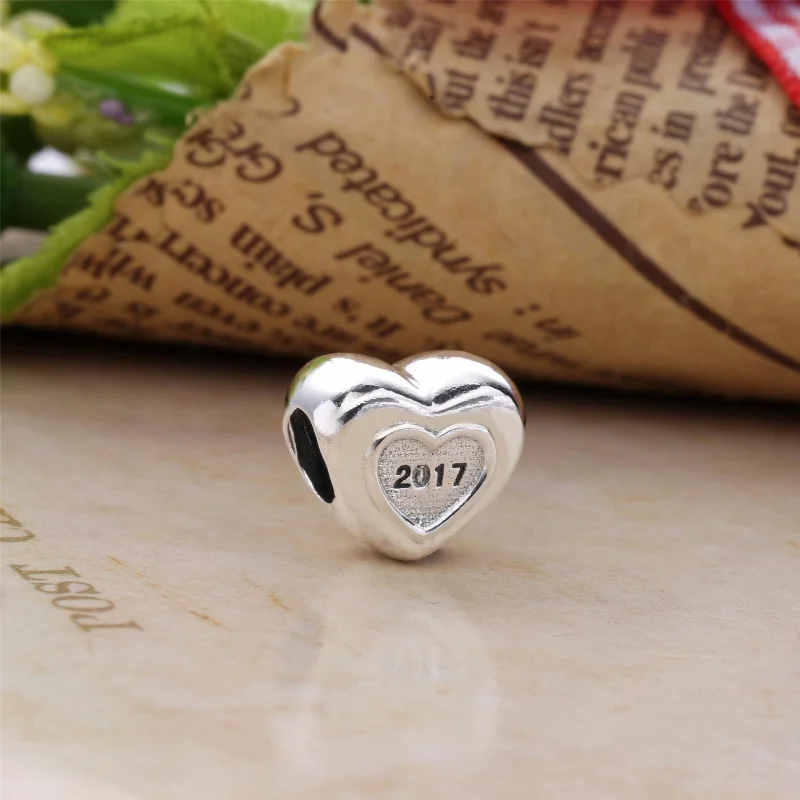 (obrázek pro) Přívěsek Charm Club 2017 PANDORA - Zobrazit 2