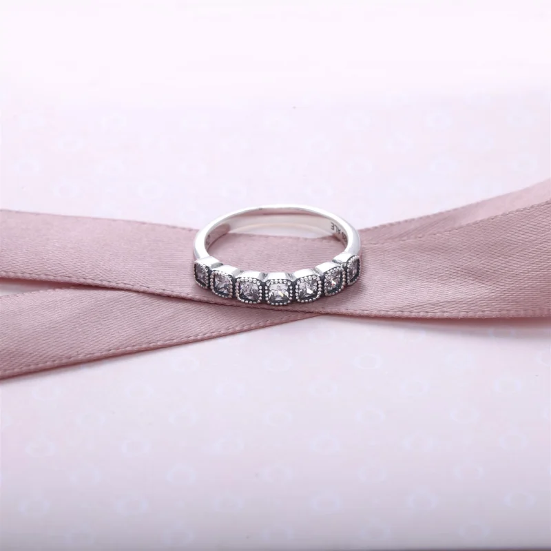 (obrázek pro) Prsten Alluring Cushion PANDORA - Zobrazit 3