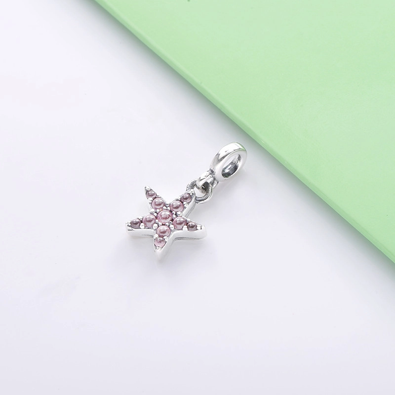 (obrázek pro) PANDORA Moje Růžová Hvězdicová Zavěšená Charm - 799011C01 - Zobrazit 2