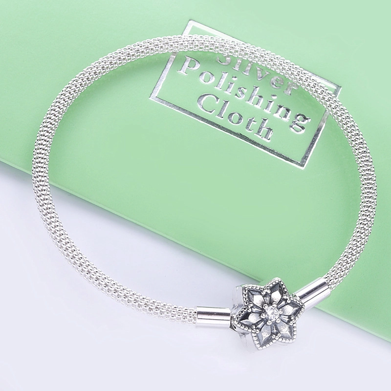 (obrázek pro) PANDORA Moments proplétaný náramek z pletených oček 598616C01 - Zobrazit 2